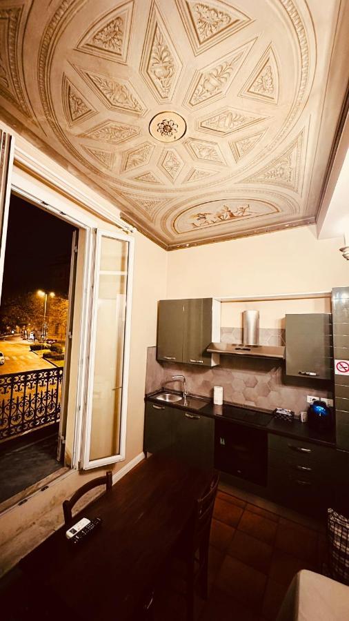 Monolocale Incantevole Al Centro Di Bologna Kültér fotó